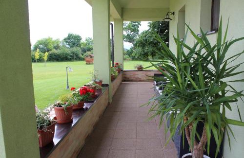 Iza House | Penzion Bokros
