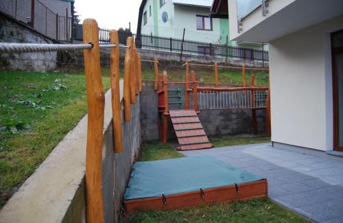 Ruzomberok Apartment | Penzion Emilia