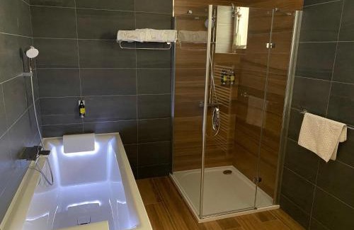 Stribro House | Penzion Excellent