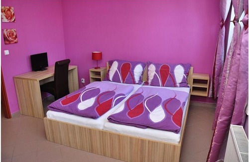 Lednice House | Penzion Farma
