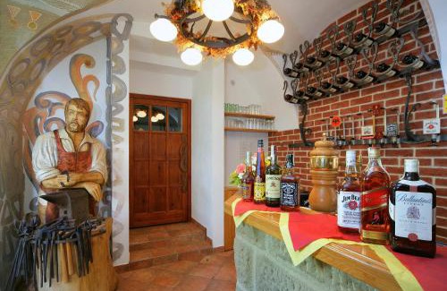 Bukvice House | Penzion Kovárna