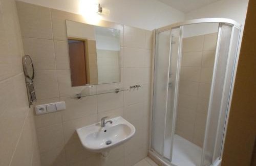 Rouchovany House | Penzion Lihovar *