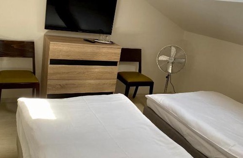 Slavkov u Brna House | Penzion Na Hradbách