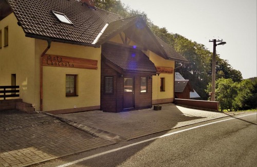 Zacler House | Penzion nad Sněžným potokem