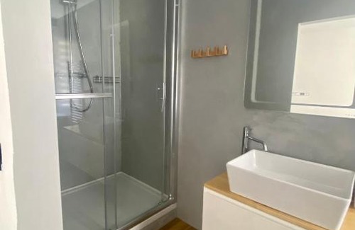 Hrob House | Penzion Puk