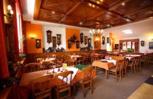 Havraniky House | Penzion Tři Koruny - budova Valerie