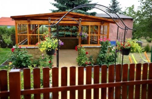 Havraniky House | Penzion Tři Koruny - budova Valerie