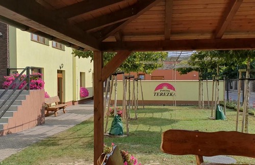 Hlucin House | Penzion Terezka