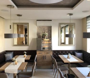 Lanzhot House | Penzion Toscana