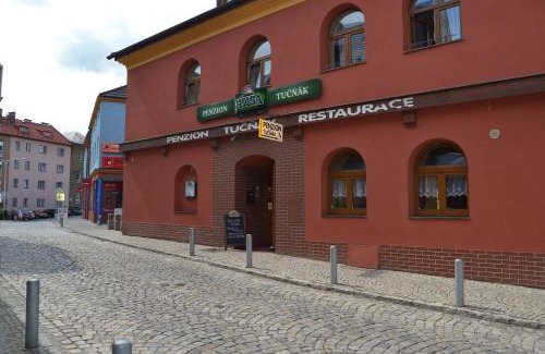 Zabreh House | Penzion Tučňák