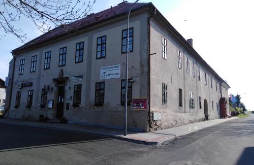 Hora Svateho Sebestiana House | Penzion U Soudu