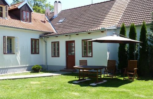 Pistina House | Penzion U Houšků