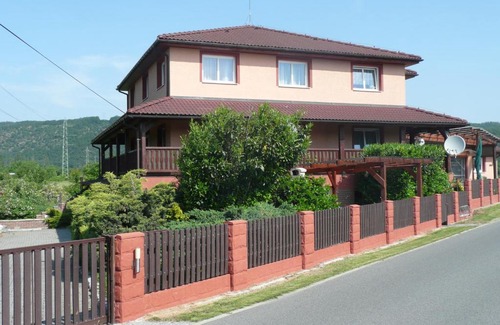 Dobrichovice House | Penzion U Tulaka