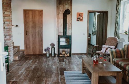 Hroznova Lhota House | penzion V Růžích