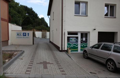 Ricany House | Penzion V Roklich & Apartmens V Roklich