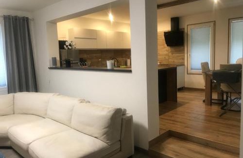 Rychvald Villa | Penzion - VILA VERI 1