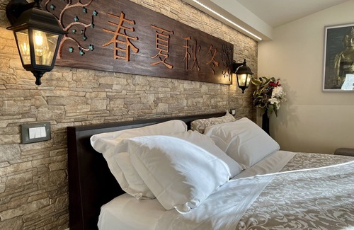 Pescara Bed & Breakfast | PEPEROSA IN COLLINA LUXURY B&B