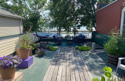 Pepin Apartment | Pepin Marina Retreat: Cottage Apartment with Deck