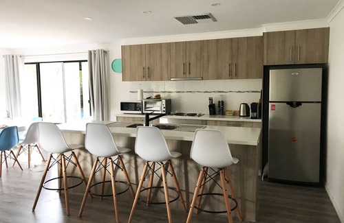 Second Valley House | Pepper's Place - Modern Holiday House - Great for Families - Wheelchair Friendly