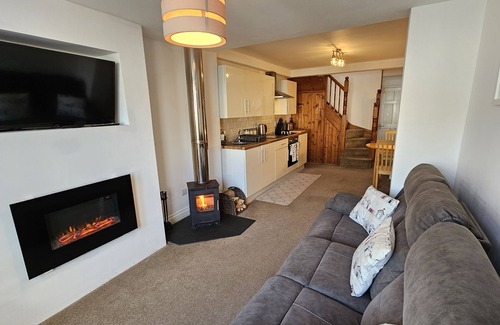 Portreath Cottage | Pepperpot - a cottage that sleeps 2 guests in 1 bedroom