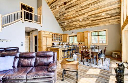 Breezy Point House | Pequot Lakes Retreat with Beach and Fire Pit!