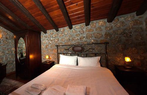 Mesaia Trikala House | Pera Alonia Guest House