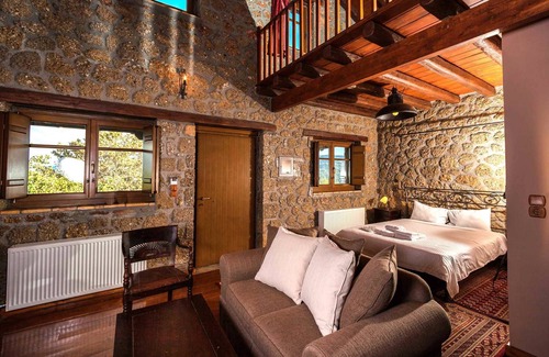 Mesaia Trikala Hotel | Pera Alonia Guest House