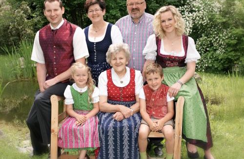 Neuhofen an der Ybbs House | Perbersdorfer Heuriger