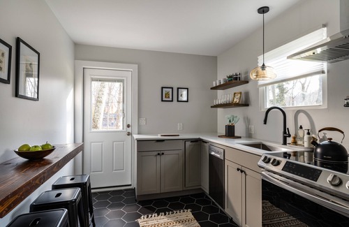 Boiceville Cottage | Perch Cottages #5: Direct access to Esopus Creek.