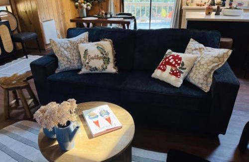 Coupeville House | Perch - Ellie's Secret Cabin