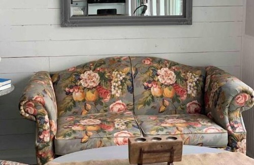 Hiawassee Apartment | Perch yourself at Robin’s Nest & enjoy spectacular views in a beautiful setting