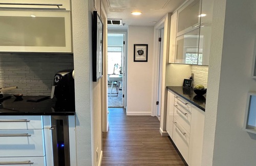 Park West Condo | Perched on a serene hillside, enjoy spectacular views of the San Diego Bay