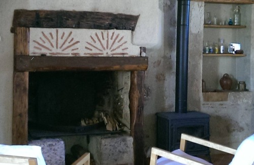 Prayssas House | Perched on the hillsides, stone house restored in the tradition
