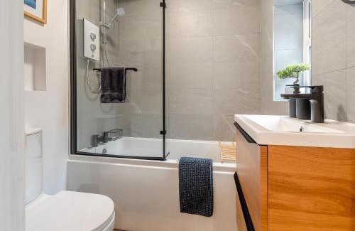 Castleton House | Percy's Cottage