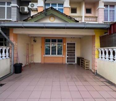 Pulai House | Perdana Homestay Skudai