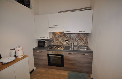 Castelletto Apartment | Perdianahouse Waterfront large apartment in elegant setting