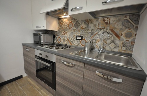 Castelletto Apartment | Perdianahouse Waterfront large apartment in elegant setting