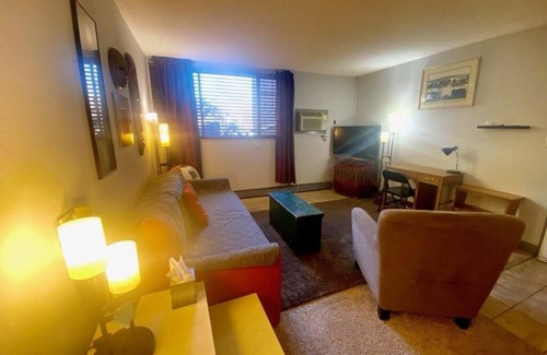 Martin Acres Condo | Perefect Condo for your Boulder Getaway