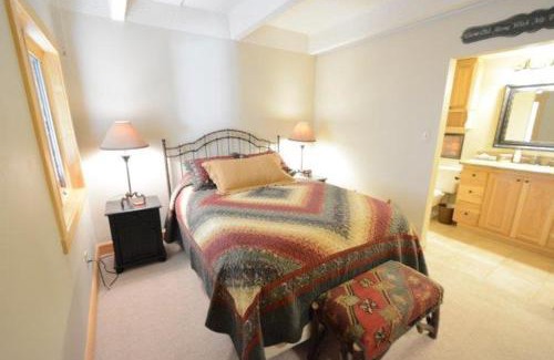 Copper Mountain Apartment | Peregrine