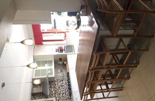 Claremont House | Perfec family home with swimming pool & mountain views for a summer holiday.