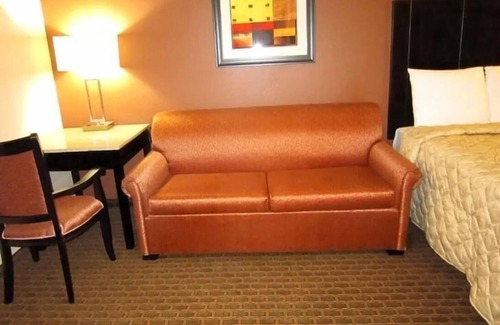Monmouth Junction Hotel | Perfect Stay at Red Carpet Inn Monmouth! Free Breakfast!