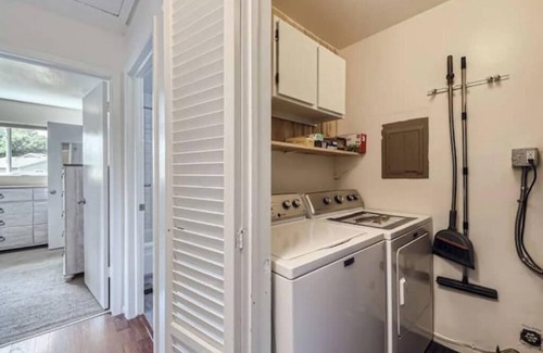 Noble Park Apartment | Perfect 2 BDR/1BA in Boulder with Office Space