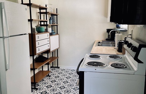 Micanopy Cottage | Perfect 2 Bedroom Nest in the Heart of Micanopy!
