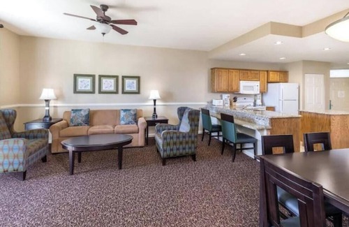 Williamsburg Apartment | Perfect 2bdrm condo-Williamsburg
