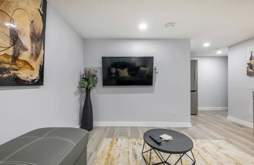 Airdrie House | Perfect 2BR Airdrie Suite - Near Calgary, WiFi