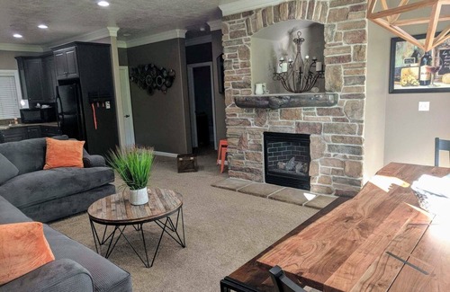 Ogden Condo | Perfect 4 Season Destination w/Tesla charging!