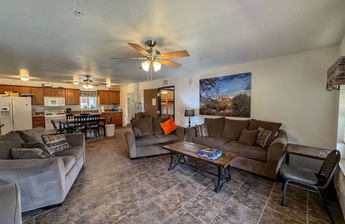 Mayhill Resort | Perfect 8-bedroom cabin in Mayhilln@ Sacramento Mountain Retreat