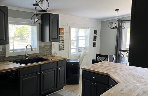 Indian River House | Perfect All Season Getaway Home