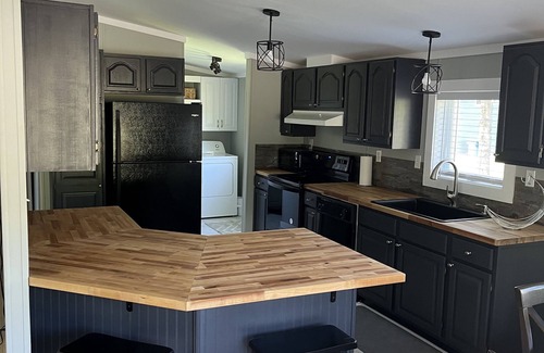 Indian River House | Perfect All Season Getaway Home