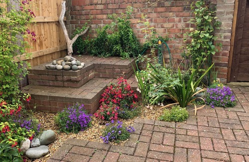 Harwich Cottage | Perfect all year round.